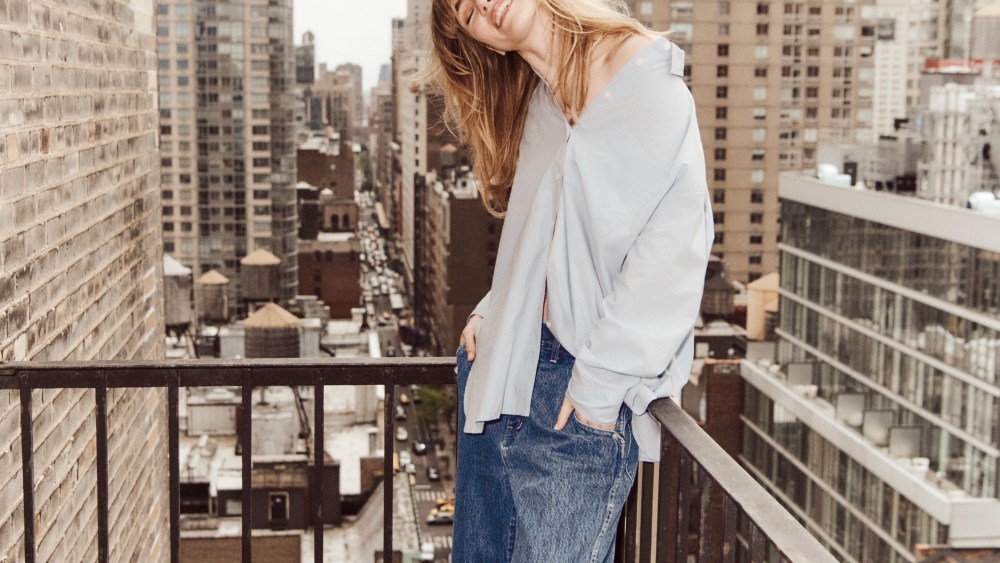 Madewell has a summer playlist.