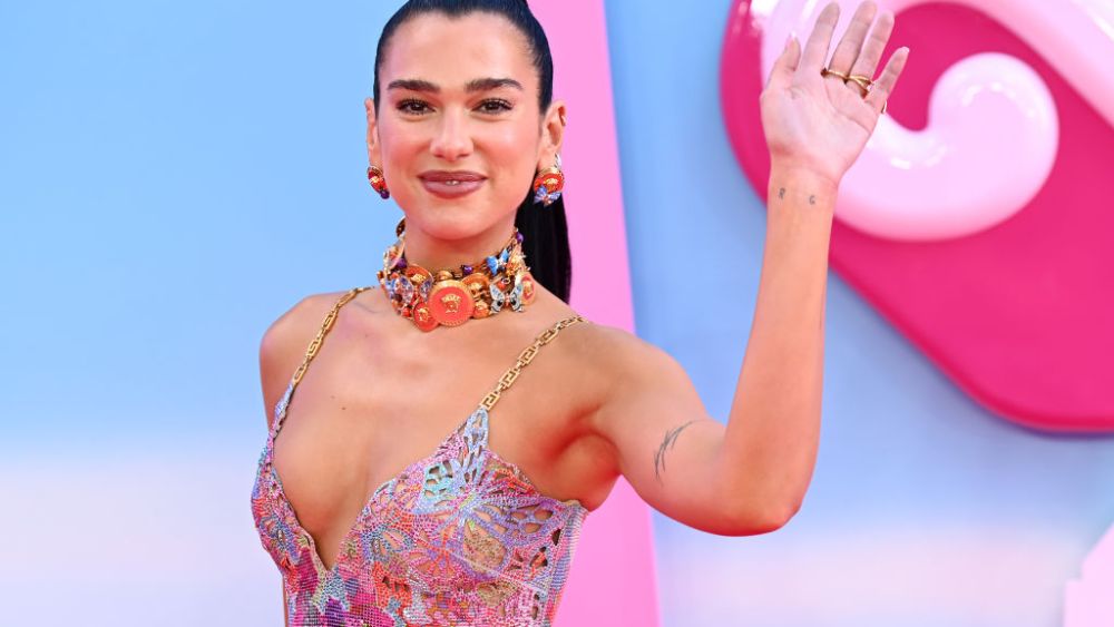 LONDON, ENGLAND - JULY 12: Dua Lipa attends the "Barbie" European Premiere at Cineworld Leicester Square on July 12, 2023 in London, England. (Photo by Joe Maher/Getty Images)