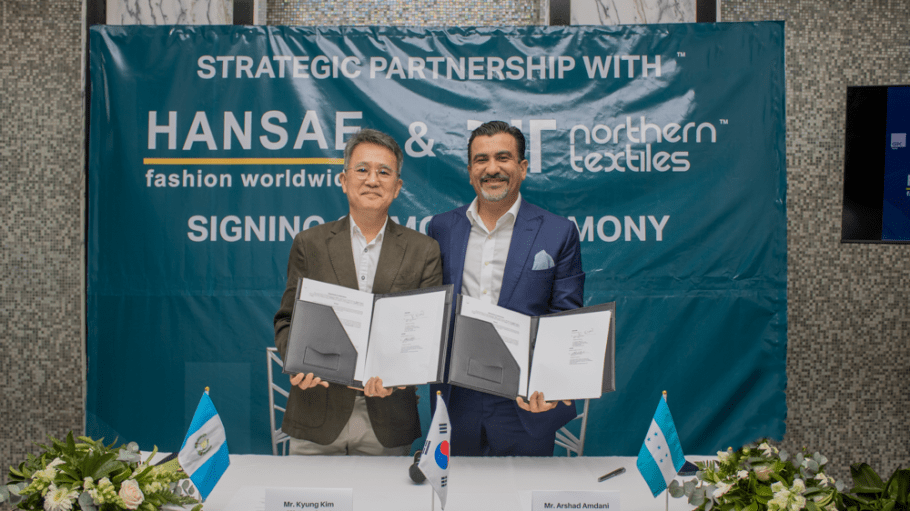 Hansae's Kim Kyung with Northern Textiles' Arshad Amdani