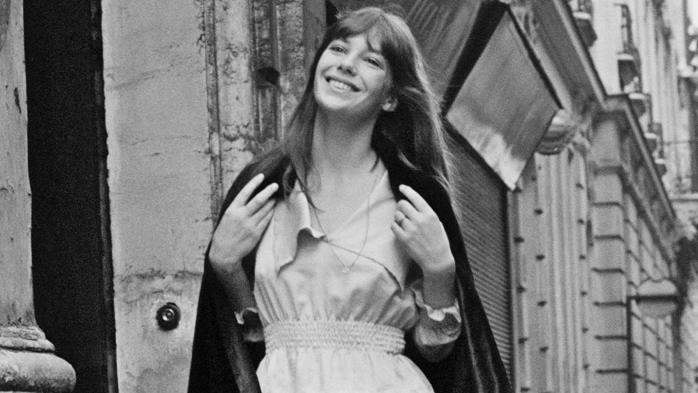 Jane Birkin, death, style, style over the years, fashion, fashion icon, Hermes, Hermes Birkin, Birkin bag, handbag, Charlotte Gainsbourg, actress, musician, France, London, UK, Lou Doillon, Kate Barry, Serge Gainsbourg