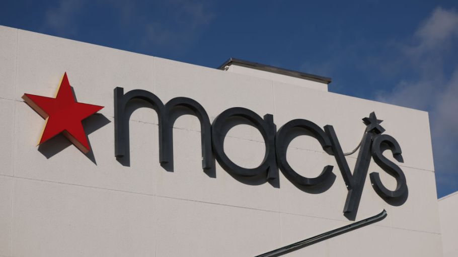 Macy's has settled the class action lawsuit brought against it by plaintiffs who said its bedding products did not accurately reflect thread count.