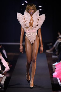 Viktor and Rolf Couture Fall 2023