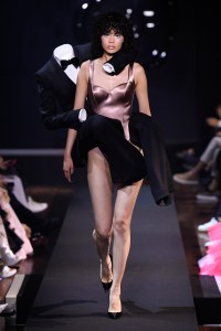 Viktor and Rolf Couture Fall 2023