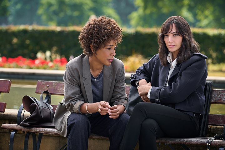 (L to R) Sophie Okonedo as Nomad/King of Hearts and Gal Gadot as Rachel Stone in Netflix's "Heart of Stone."