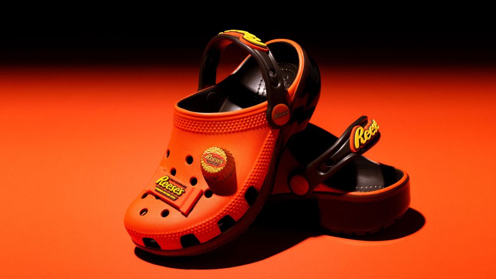 Hersheys, Crocs, reeses