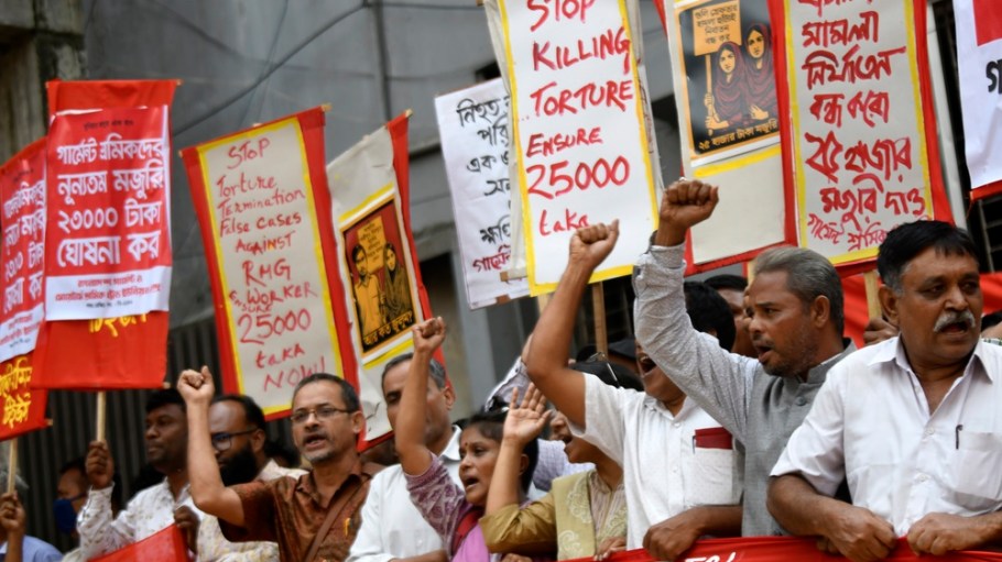 Garment worker protest in Bangladesh
