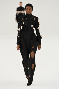 Viktor & Rolf Couture Spring 2024