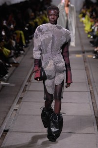 Alexander McQueen Fall 2024 Ready-to-Wear Collection at Milan Fashion Week