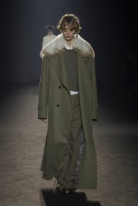 Ann Demeulemeester Fall 2024 Ready-to-Wear Collection at Paris Fashion Week