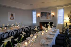 The scene at Frame x Amelia Gray dinner.