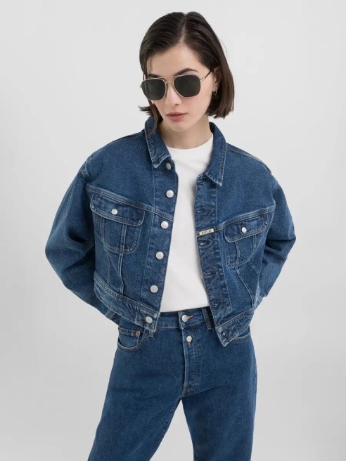 The Italian denim brand launched a new interpretation of the 9zero1, a jean model from the ’90s initially designed for men.