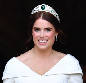 WINDSOR, UNITED KINGDOM - OCTOBER 12: (EMBARGOED FOR PUBLICATION IN UK NEWSPAPERS UNTIL 24 HOURS AFTER CREATE DATE AND TIME) Princess Eugenie leaves St George's Chapel following her and Jack Brooksbank's wedding ceremony on October 12, 2018 in Windsor, England. (Photo by Pool/Max Mumby/Getty Images)