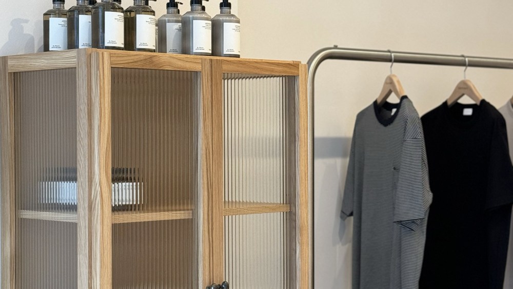 The Handvaerk store also carries grooming products.