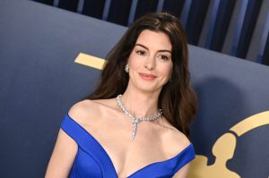 Anne Hathaway in Bulgari  at the 30th Annual Screen Actors Guild Awards held at the Shrine Auditorium and Expo Hall on February 24, 2024 in Los Angeles, California.