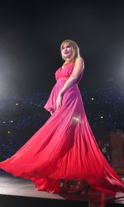 STOCKHOLM, SWEDEN - MAY 17: EDITORIAL USE ONLY. NO BOOK COVERS Taylor Swift performs at Friends Arena on May 17, 2024 in Stockholm, Sweden. (Photo by Michael Campanella/TAS24/Getty Images for TAS Rights Management  )