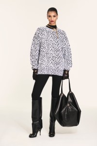 Versace Resort 2025 Ready-to-Wear Collection