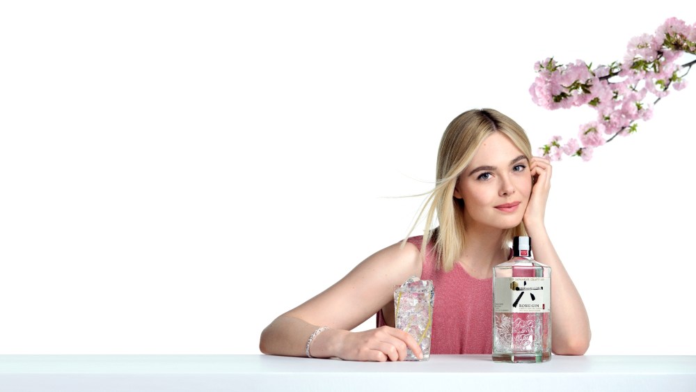 elle fanning, suntory roku gin