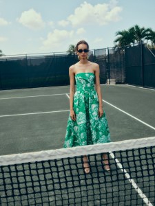 Monique Lhuillier Spring 2025 Ready-to-Wear Collection