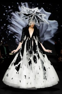 Robert Wun Fall 2024 Couture Collection at Couture Fashion Week