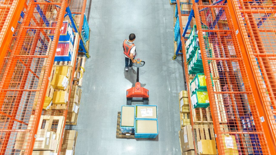 Prologis Research expects the U.S. vacancy rate to peak in the mid-6 percent range during 2024 and gradually fall to the mid-5 percent range in 2025.