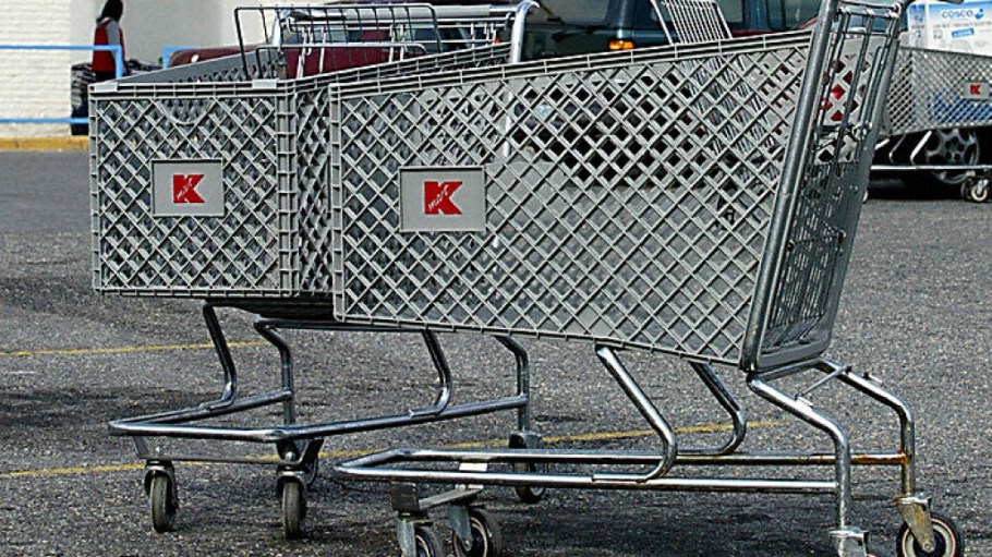 Kmart's last full-line store in Bridgehampton, N.Y., will close Oct. 20, leaving just one smaller store in Miami, Fla., operating in the U.S.