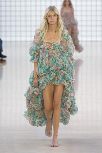 Chloé Spring 2025 Ready-to-Wear Collection at Paris Fashion Week