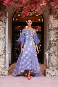 Nardos, Spring 2025, New York City, September 9 2024Nardos Spring 2025 Ready-to-Wear Collection at New York Fashion WeekNardos Spring 2025 Ready-to-Wear Collection at New York Fashion Week