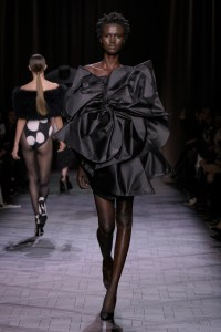 Nina Ricci Spring 2025 Ready-to-Wear Collection at Paris Fashion Week
