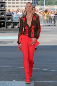 Off-White Spring 2025 Ready-to-Wear Collection at New York Fashion Week