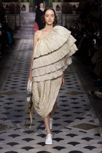 Uma Wang Spring 2025 ready-to-wear collection at Paris Fashion Week