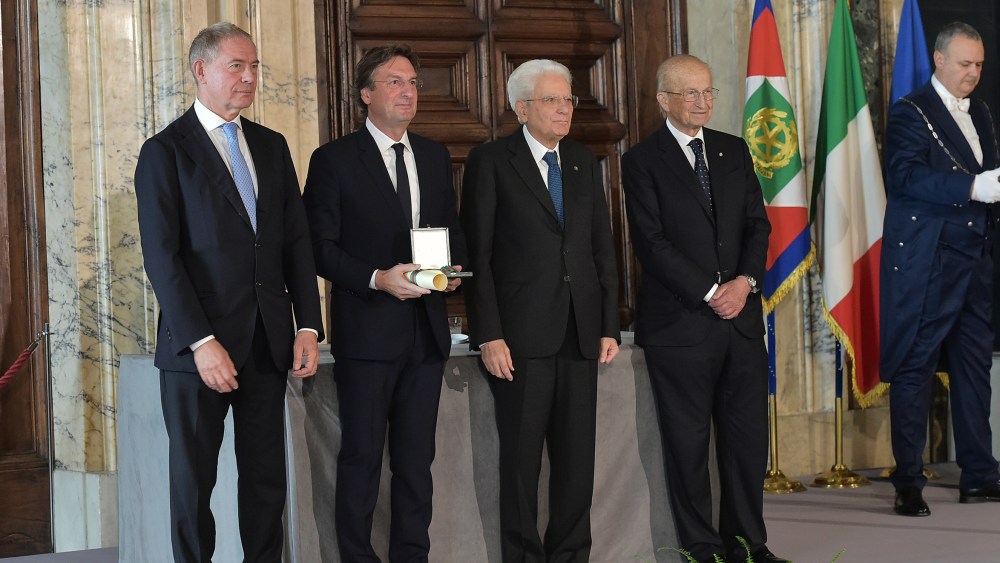 Pietro Beccari receiving the Cavaliere del Lavoro honor from Italy’s president Sergio Mattarella.