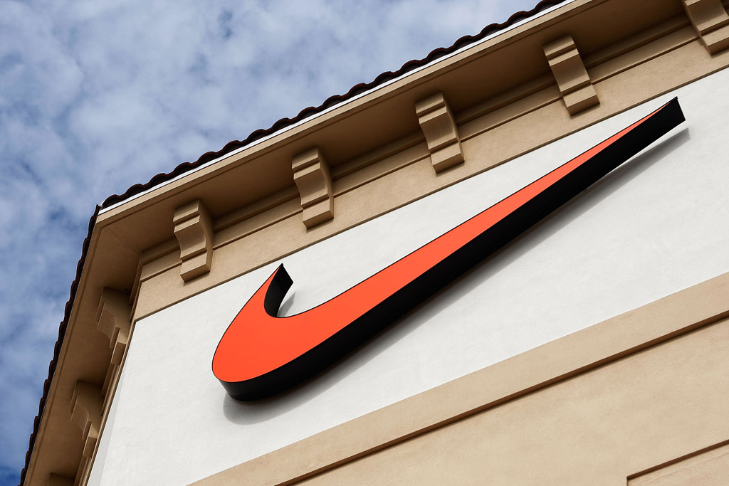 Nike Reports Mixed Results for Q1, Postpones Investor Day