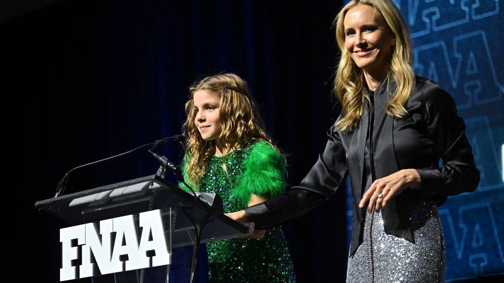 Tepper Itzler, Sneex, Sara Blakely, Spanx, Amy Griffin, FNAA, FN, Footwear News, Awards