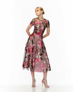 Naeem Khan Pre-Fall 2025 Collection
