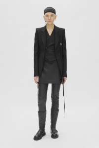 Ann Demeulemeester Pre-Fall 2025 Collection