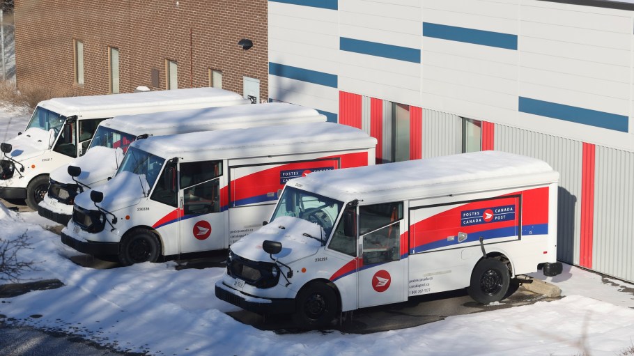 Canada Post said it is “fully caught up” on returns and will process new returns based on normal timelines.