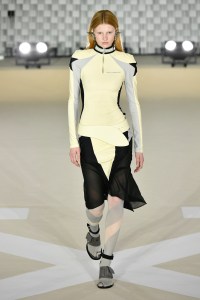 Off-White Fall 2025 Ready-To-Wear Collection at Paris Fashion Week