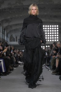 Sacai Fall Ready-To-Wear Collection at Paris Fashion Weed