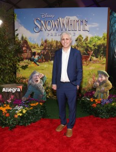 LOS ANGELES, CALIFORNIA - MARCH 15: Jared LeBoff joins Sneezy & Sleepy at the Allegra activation on the red carpet for Disney's "Snow White" premiere at El Capitan Theatre on March 15, 2025 in Hollywood, California. The Allegra activation asks what Sneezy and Sleepy would be like if they weren't sneezy or sleepy. (Photo by Phillip Faraone/Getty Images for Allegra)