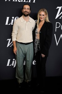 NASHVILLE, TENNESSEE - MAY 01: Noah Kahan and Kelsea Ballerini attend the Variety Power Of Women: Nashville on May 01, 2025 in Nashville, Tennessee.  (Photo by Tibrina Hobson/Getty Images)