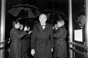 Leonard Lauder (C) attends an annual event, honoring a great talent or humanitarian, at Lord & Taylor's flagship store in New York City on November 15, 1983. (Photo by Nick Machalaba/Penske Media via Getty Images)