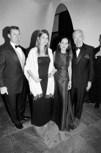 (L-R) Guest, Aerin Lauder, Jane Lauder, and Leonard Lauder attend the "Brite Nite" party, celebrating the exhibition "The American Century: Art & Culture 1900-2000," at the Whitney Museum of American Art in New York City on March 9, 1999. (Photo by Steve Eichner/Penske Media via Getty Images)