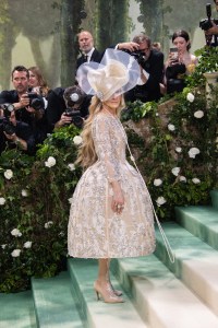 Sarah Jessica Parker. at the 2024 Met Gala: "Sleeping Beauties: Reawakening Fashion" held at The Metropolitan Museum of Art on May 6, 2024 in New York City. (Photo by Lexie Moreland/WWD via Getty Images)