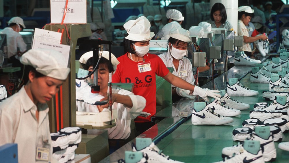 Vietnam sneaker factory, nike sneakers Vietnam, sneaker factory production line