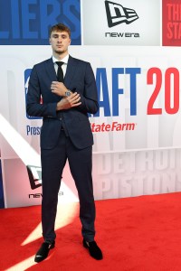 NEW YORK, NEW YORK - JUNE 25: Cooper Flagg poses on the red carpet prior to the 2025 NBA Draft - Round One at Barclays Center on June 25, 2025 in New York City. NOTE TO USER: User expressly acknowledges and agrees that, by downloading and/or using this photograph, user is consenting to the terms and conditions of the Getty Images License Agreement. Mandatory Copyright Notice: Copyright 2025 NBAE (Photo by Sarah Stier/Getty Images)