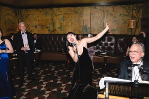 Eva Noblezada