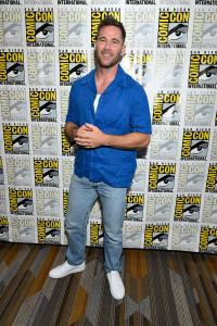 Luke Macfarlane at the Hallmark “HallStars” press line at the 2025 Comic-Con International: San Diego held at the San Diego Convention Center on July 24, 2025 in San Diego, California.