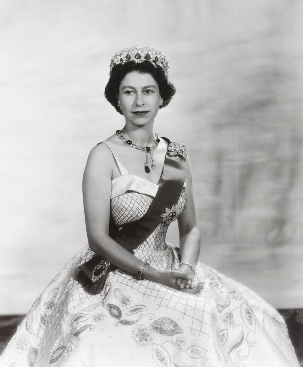 The Secrets of Queen Elizabeth’s Style