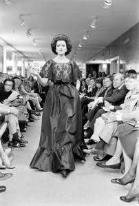 88-piece collection. Oscar De La Renta Fall 1974 Ready to Wear Collection Runway
