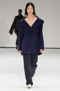 Cos Fall 2025 ready-to-wear collection at New York Fashion Week.